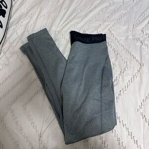 Nike Pro leggings
